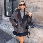 Casaco Feminino Couro Nobuck com Pelúcia Forglows