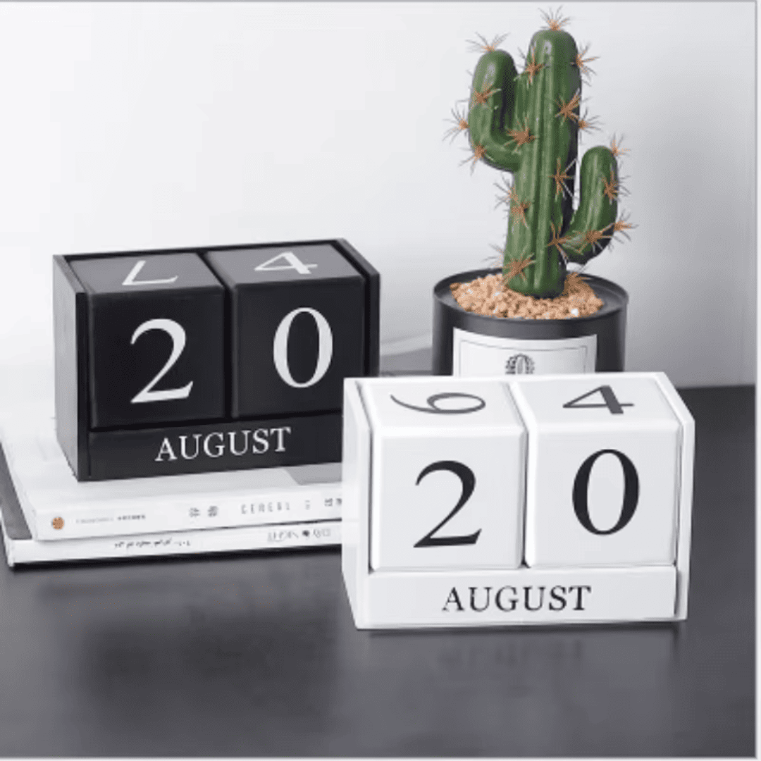 Calendário em Bloco de Madeira