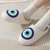 Pantufa Peluciada Mal Olhado Forglows
