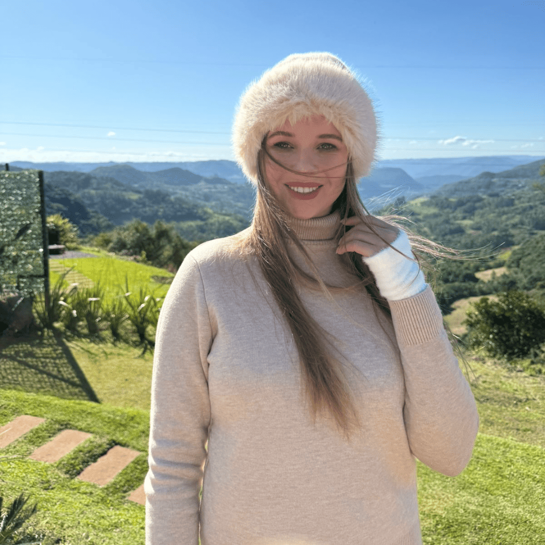 Suéter Feminino Gola Alta Peluciado Forglows