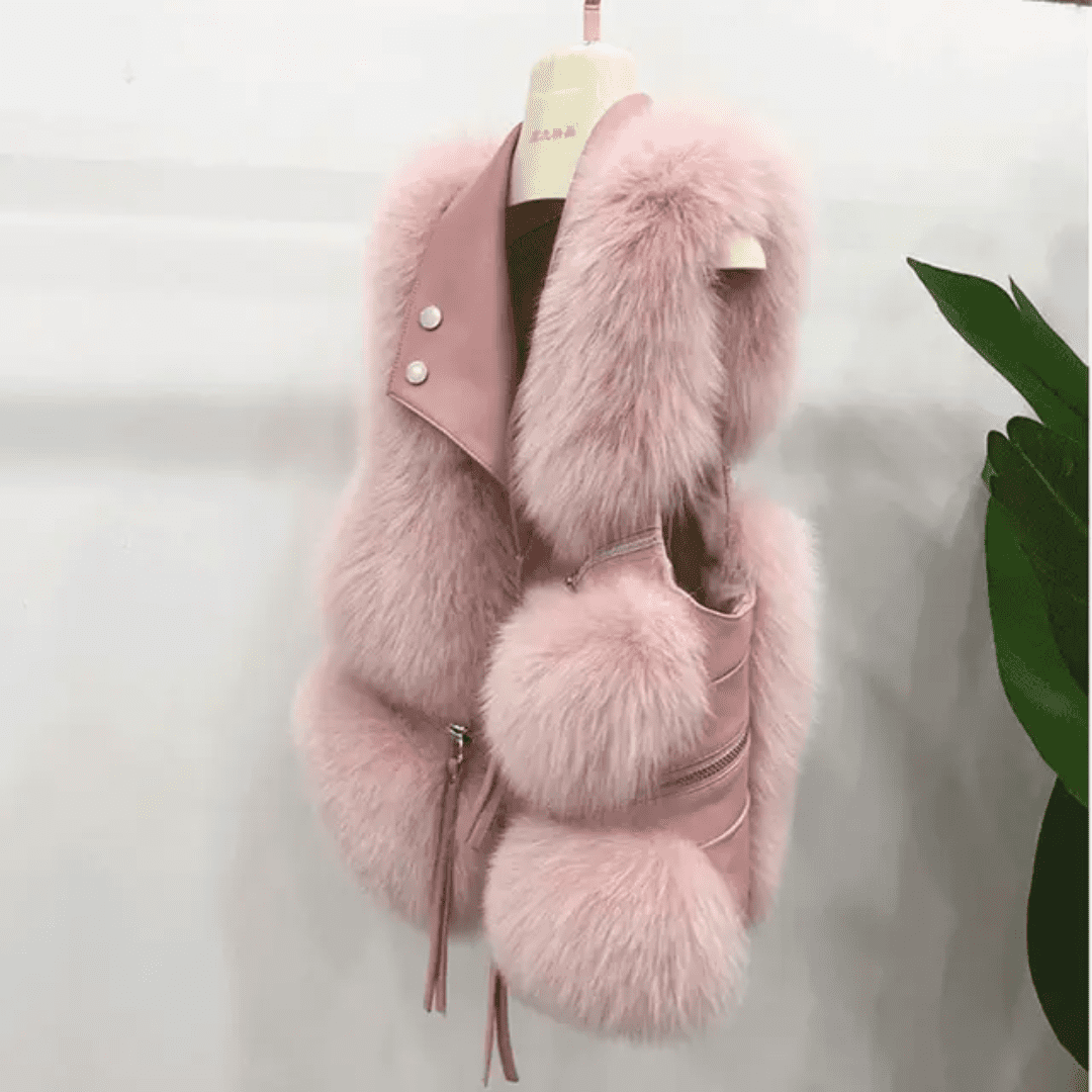 Colete Feminino em Pelo com Courino Forglows