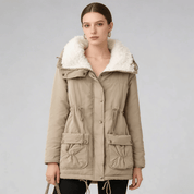 Parka Feminina Forrada com Pelúcia e Gola Alta Forglows
