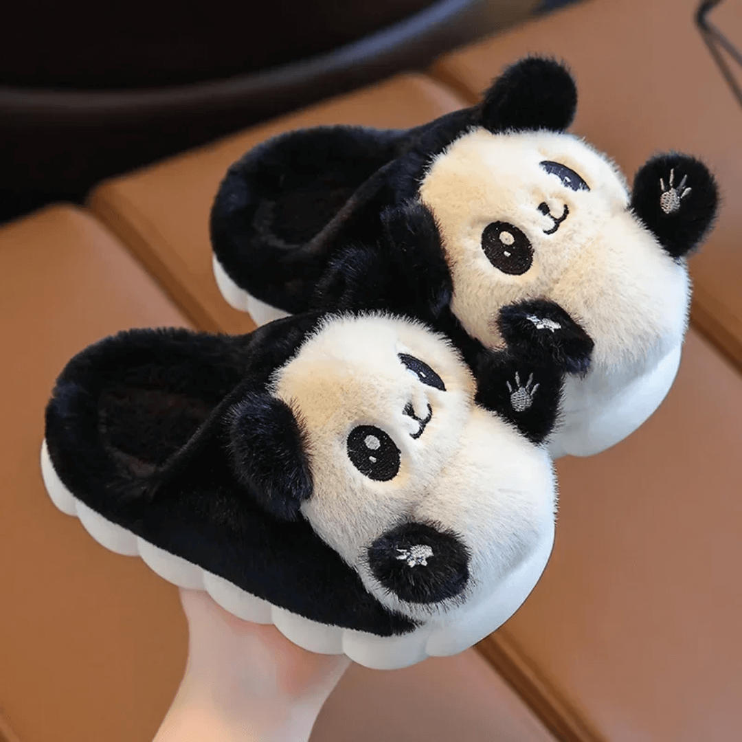 Pantufa Infantil Peluciada Panda Forglows