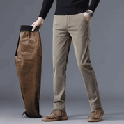 Calça Masculina com Pelúcia em Cotelê Forglows
