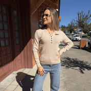 Suéter Feminino com Botões Peluciado Charlotte Forglows