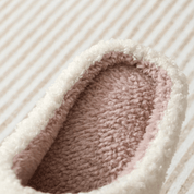Pantufa Peluciada Mal Olhado Forglows