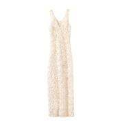 Vestido Feminino Longo em Tule com Aplicação de Flores