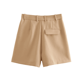 Short Feminino em Alfaiataria