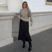 Saia Longa Feminina em Cetim Forglows