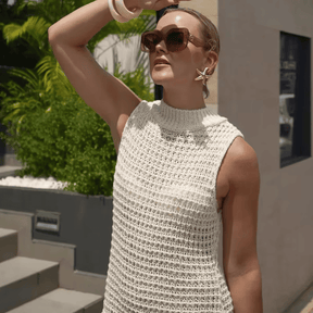 Vestido Feminino Curto de Tricô com Franjas