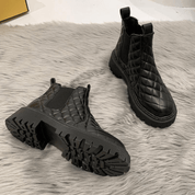 Bota Tratorada com Pelúcia Forglows