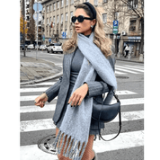 Conjunto Feminino Blazer e Saia Risca de Giz Lavinia Forglows