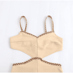 Vestido Feminino Longo com Recorte e Franjas