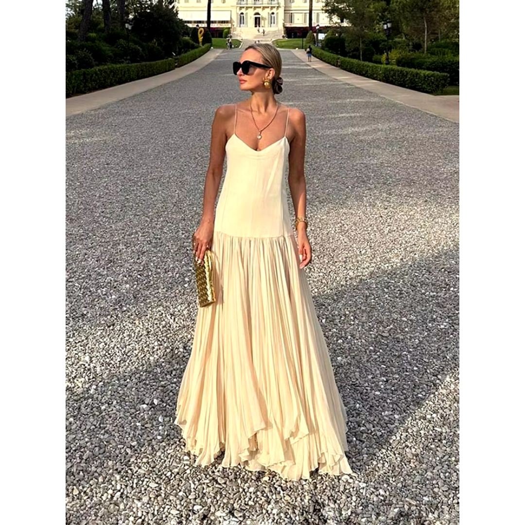 Vestido Feminino Longo com Camadas Fluidas