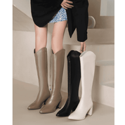 Bota Feminina Cano Alto de Couro Bico Fino Forglows