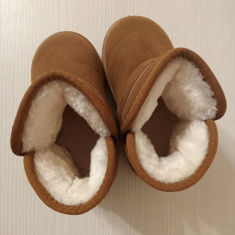 Bota Peluciada Infantil Nuvem Forglows